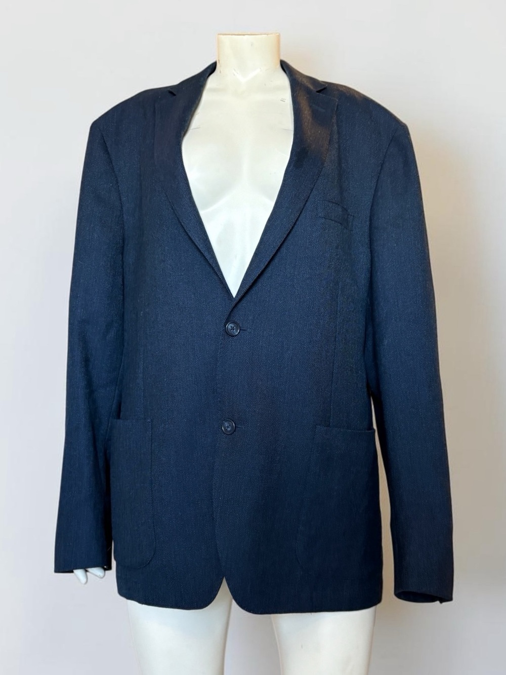 Saks Fifth Avenue Men's Navy 100% Wool Blazer Sport Coat Size 44R Two-Button
